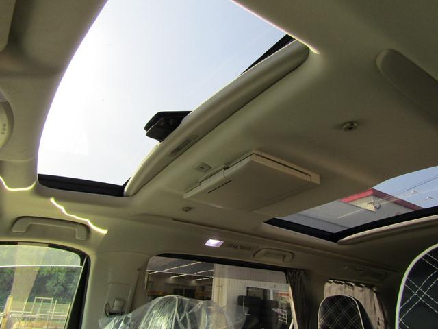 アルファード 240S ユーザー買取車 純正HDDナビ 両側パワースライドドア HIDライト ツインムーンルーフ 純正アルミホイール 社外シートカバー カーテン ETC スマートキー プッシュスタート 天吊モニター(29枚目)