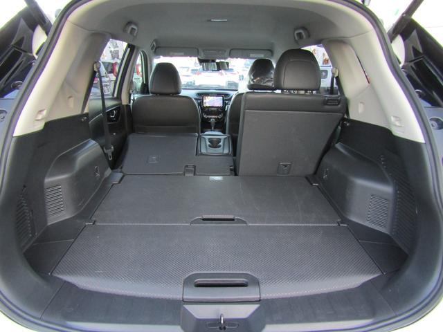 当店はスーパーオートバックス富山南店に併設しております。当エリアではカー用品やメンテナンスはもちろん、車検・板金・給油・洗車・中古用品まで何でも揃います。車のことならＳＡ富山南エリアにお任せください！