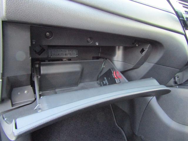 掲載車両は店頭販売も行っております。先に在庫が売れてしまう場合もございますので気になったら早めにご連絡下さい！グーネット様掲載の電話番号からお問合せ下さいね！