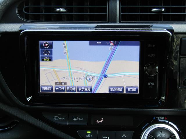 アクア 　ユーザー買取車　純正ナビ　バックカメラ　スマートキー　プッシュスタート　シートヒーター　ＥＴＣ車載器（10枚目）