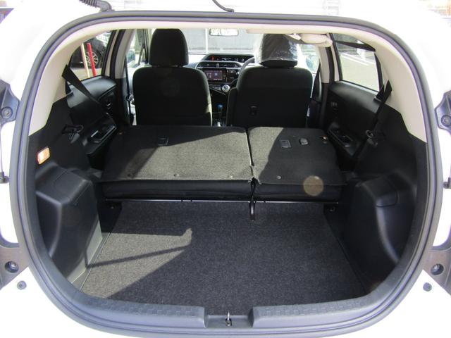 アクア 　ユーザー買取車　純正ナビ　バックカメラ　スマートキー　プッシュスタート　シートヒーター　ＥＴＣ車載器（19枚目）