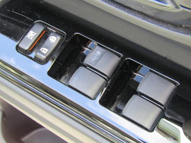 アクア 　ユーザー買取車　純正ナビ　バックカメラ　スマートキー　プッシュスタート　シートヒーター　ＥＴＣ車載器（29枚目）