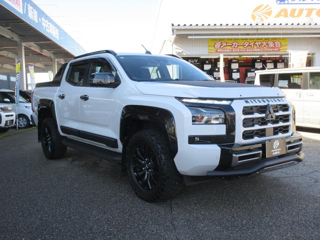 トライトン ＧＳＲ　ＪＡＯＳ製マフラー　ボンネットラッピング　マッドガード　バンパーガード　ＭＤＦ製フューエルリッドカバー　ボンネットプロテクター装備（6枚目）