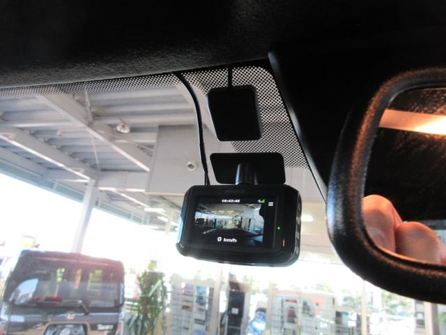 トライトン ＧＳＲ　ＪＡＯＳ製マフラー　ボンネットラッピング　マッドガード　バンパーガード　ＭＤＦ製フューエルリッドカバー　ボンネットプロテクター装備（21枚目）