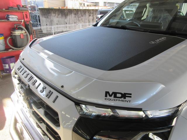 トライトン ＧＳＲ　ＪＡＯＳ製マフラー　ボンネットラッピング　マッドガード　バンパーガード　ＭＤＦ製フューエルリッドカバー　ボンネットプロテクター装備（22枚目）