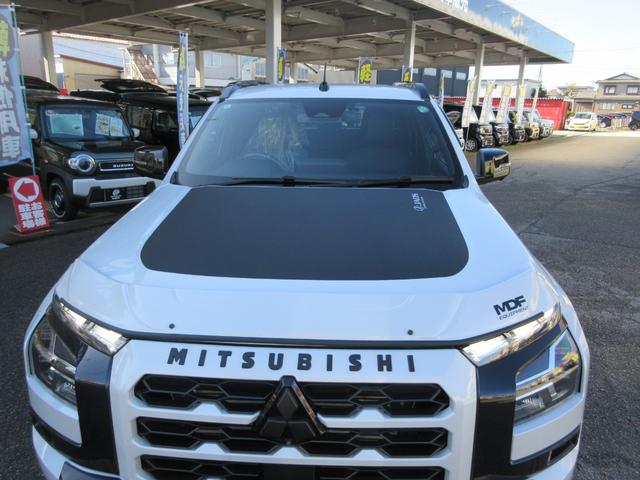 トライトン ＧＳＲ　ＪＡＯＳ製マフラー　ボンネットラッピング　マッドガード　バンパーガード　ＭＤＦ製フューエルリッドカバー　ボンネットプロテクター装備（25枚目）