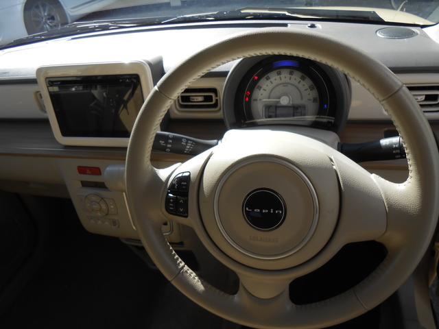 アルトラパン 全方位モニター付メモリーナビゲーション装着　ナビフルセグテレビ　ＣＤ　ＵＳＢソケット　ＥＴＣ　ブレーキサポート　Ｂｌｕｅｔｏｏｔｈ　全方位モニター　オートエアコン　オートＨＩＤヘッドライト　運転席シートヒーター　スマートキー　プッシュスタート（14枚目）