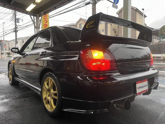 インプレッサ ＷＲＸ　ＳＴｉ☆純正フルエアロ☆大型リアスポ☆柿本改マフラー　６速ＭＴ・ＳＴＩフルエアロ・大型リアスポイラー・１７アルミ・ブレンボキャリパー・ＨＩＤライト・柿本改マフラー・ＩＣスプレー・ＳＴＩ専用シート・走行距離８３，０５５ｋｍ（20枚目）