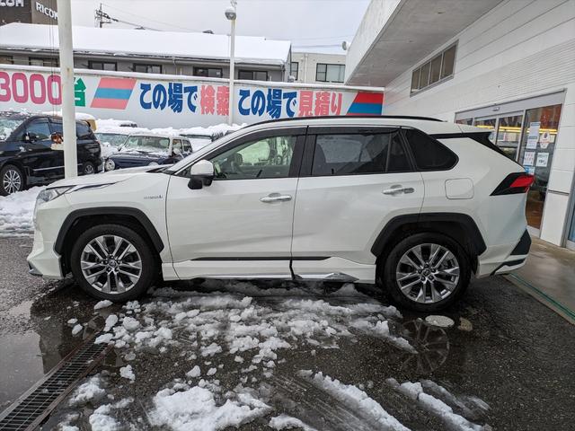 ＲＡＶ４ Ｇ　Ｚパッケージ４ＷＤ☆モデリスタエアロ☆９型フルセグナビ☆　４ＷＤ☆モデリスタエアロ☆サンルーフ☆黒革☆プリクラッシュＳ☆アダプティブクルコン☆９型ナビ☆フルセグ☆ブルートゥース☆バックカメラ☆ドラレコ☆ＥＴＣ☆電動Ｒゲート☆ハンドルヒーター☆コーナーソナー☆（10枚目）