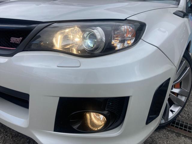 ＷＲＸ　ＳＴＩ　Ａライン　タイプＳ☆大型リアスポイラー☆　パドルシフト☆ＤＡＭＤリアバンパー☆ＨＫＳマフラー☆金ブレンボ☆クルコン☆スバルブースト計☆半革レカロシート☆ＤＡＭＤステア☆ＳＩドライブ☆フルセグナビ☆ブルートゥース☆バックカメラ☆ＥＴＣ☆キセノン(13枚目)