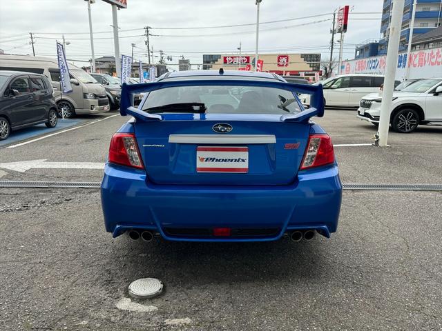 ＷＲＸ　ＳＴＩ　Ａライン☆ＡＷＤ☆大型ウイング☆フルセグナビ　大型リアスポイラー☆クルーズコントロール☆パドルシフト☆ＳＩドライブ☆ＳＴＩハーフレザーシート☆ＳＴＩステア☆純正ナビ☆フルセグ☆ブルートゥース☆ＥＴＣ☆ドラレコ☆スマートキー☆ＨＩＤ☆バックフォグ☆(5枚目)