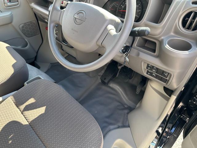 クリッパーバン ＤＸ切替４ＷＤ☆ＣＶＴ☆デュアルカメラＢＳ☆純正オーディオ☆　ＣＶＴモデル☆切替４ＷＤ☆ハイルーフ☆デュアルカメラブレーキサポート☆レーンキープ☆ｉストップ☆コーナーソナー☆キーレス☆純正オーディオ☆フロントスピーカー☆オートハイビーム☆オートライト☆試乗ＯＫ（29枚目）