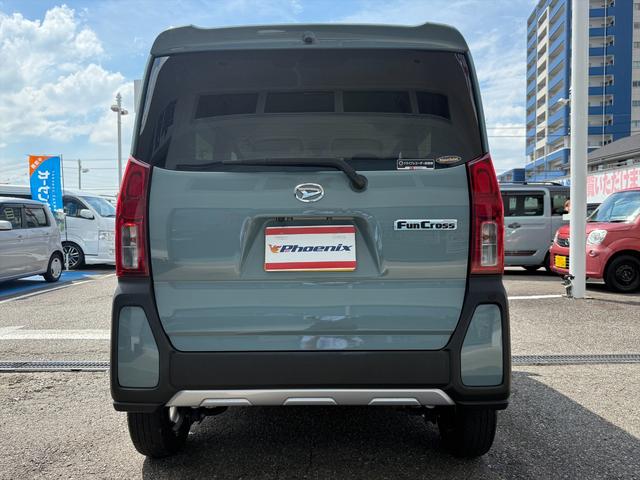 タント ファンクロス☆ブレーキアシスト☆純正ナビＴＶ☆試乗ＯＫ☆　スマートアシスト☆コーナーソナー☆両側パワースライドドア☆オートブレーキホールド☆ルーフレール☆純正メモリーナビＴＶ☆Ｂｌｕｅｔｏｏｔｈ☆バックカメラ☆ドラレコ☆ビルトインＥＴＣ☆ＬＥＤライト試乗ＯＫ（6枚目）