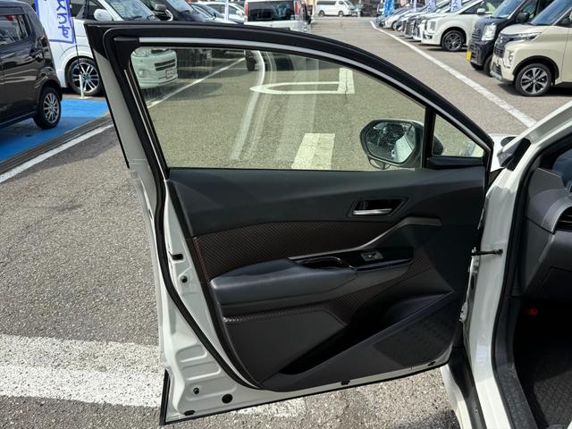 Ｃ－ＨＲ Ｇ　ＬＥＤエディショントヨタセーフティ☆モデリスタエアロ　モデリスタエアロＦＳＲ☆トヨタセーフティセンス☆レーダークルコン☆ＬＫＡ☆ＢＳＭ☆純正９型ナビ☆フルセグ☆ブルートゥース☆バックカメラ☆コーナーソナー☆ハーフレザーシート☆ビルトインＥＴＣ☆試乗ＯＫ（23枚目）
