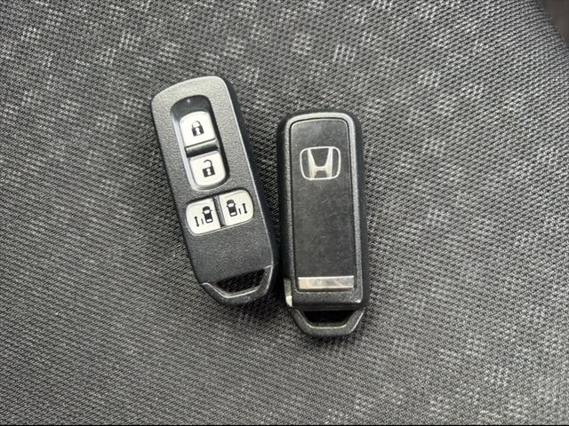 Ｎ－ＢＯＸカスタム Ｇ　ＳＳパッケージ　あんしんＰＫＧ　両側パワスラ　純正ナビ　あんしんパッケージ　ＣＴＢＡブレーキアシスト　両側パワースライドドア　ＥＣＯＮ　純正メモリーナビ　フルセグＴＶ　Ｂｌｕｅｔｏｏｔｈ　バックカメラ　ステアリモコン　ビルトインＥＴＣ　ＨＩＤライト試乗ＯＫ（71枚目）