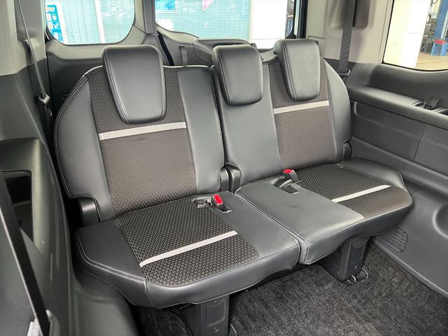 ステップワゴンスパーダ スパーダクールスピリットホンダセンシング後期ナビ後席モニター　後期最終型　ホンダセンシング　アダプティブクルコン　両側パワースライドドア　パドルシフト　純正１０インチナビ　フルセグ　後席フリップダウンモニター　バックカメラ　ビルトインＥＴＣ　半革シート　試乗ＯＫ（31枚目）