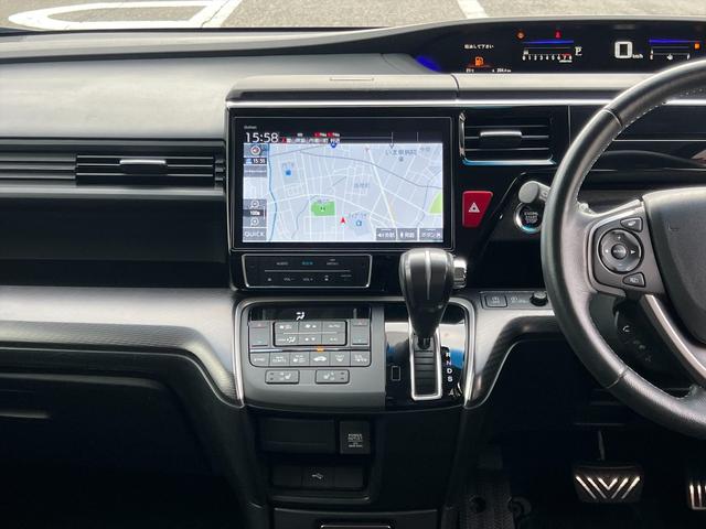 ステップワゴンスパーダ スパーダクールスピリットホンダセンシング後期ナビ後席モニター　後期最終型　ホンダセンシング　アダプティブクルコン　両側パワースライドドア　パドルシフト　純正１０インチナビ　フルセグ　後席フリップダウンモニター　バックカメラ　ビルトインＥＴＣ　半革シート　試乗ＯＫ（42枚目）