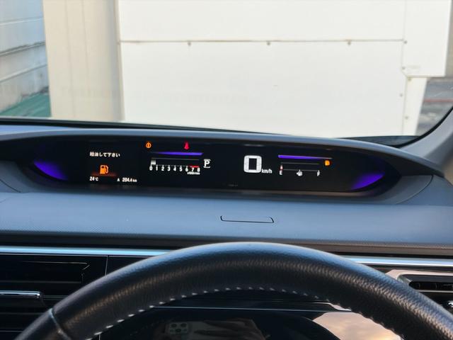 ステップワゴンスパーダ スパーダクールスピリットホンダセンシング後期ナビ後席モニター　後期最終型　ホンダセンシング　アダプティブクルコン　両側パワースライドドア　パドルシフト　純正１０インチナビ　フルセグ　後席フリップダウンモニター　バックカメラ　ビルトインＥＴＣ　半革シート　試乗ＯＫ（57枚目）