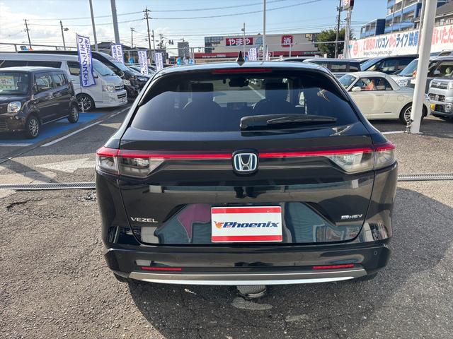 ヴェゼル ｅ：ＨＥＶ　Ｚホンダセンシング☆ＣＭＢＳ☆ＬＫＡ☆９型ナビ　ホンダセンシング☆ＣＭＢＳ☆ＬＫＡ☆アダプティブクルコン☆ＢＳＭ☆９型ナビ☆バックカメラ☆ブルートゥース☆シートヒーター☆ＥＴＣ☆前後ドラレコ☆ハーフレザー☆パワーリアゲート☆コーナーソナー☆試乗ＯＫ（7枚目）