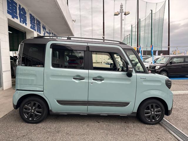 スペーシアギア ハイブリッドＸＺターボ４ＷＤ後期ツートンカラースマホ連携　４ＷＤ　ターボ　両側パワースライドドア　デュアルカメラブレーキサポート　アダプティブクルーズコントロール　純正９インチナビ　フルセグ　Ｂｌｕｅｔｏｏｔｈ　全方位カメラ　ビルトインＥＴＣ　試乗ＯＫ（11枚目）