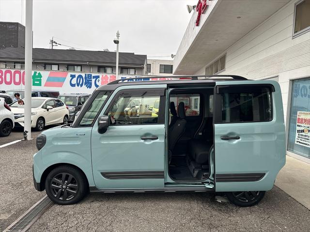 スペーシアギア ハイブリッドＸＺターボ４ＷＤ後期ツートンカラースマホ連携　４ＷＤ　ターボ　両側パワースライドドア　デュアルカメラブレーキサポート　アダプティブクルーズコントロール　純正９インチナビ　フルセグ　Ｂｌｕｅｔｏｏｔｈ　全方位カメラ　ビルトインＥＴＣ　試乗ＯＫ（13枚目）