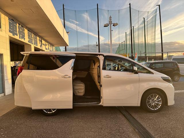 TOYOTA ALPHARD 2.5G