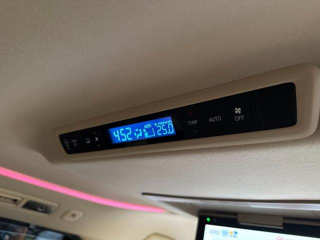 TOYOTA ALPHARD 2.5G