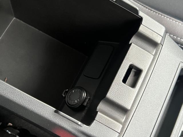 インプレッサスポーツ ２．０ｉ－Ｌアイサイト４ＷＤ☆ＬＫＡ☆８型ナビ☆バックカメラ　４ＷＤ　ＳＩドライブ　アイサイト　アダプティブクルーズコントロール　レーンキープ　ＢＳＭ　純正８インチナビ　フルセグ　Ｂｌｕｅｔｏｏｔｈ　バックカメラ　ＥＴＣ　オートＬＥＤライト　試乗ＯＫ（41枚目）