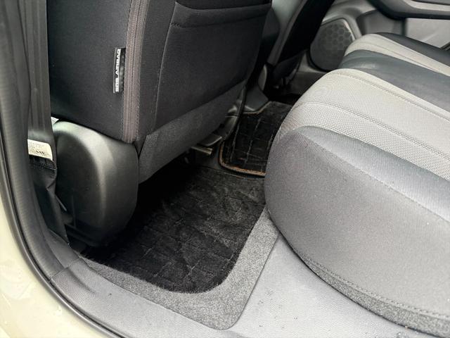 インプレッサスポーツ １．６ｉ－Ｌアイサイト４ＷＤ☆アイサイト☆ナビＴＶ☆Ｂカメラ　パドルシフト　ブレーキアシスト　アダプティブクルーズコントロール　ＢＳＭ　メモリーナビ　フルセグ　Ｂｌｕｅｔｏｏｔｈ　バックカメラ　オートＬＥＤライト　スマートキー　電動パーキングブレーキ　試乗ＯＫ（30枚目）