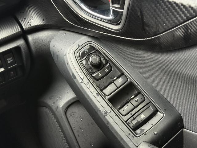 インプレッサスポーツ １．６ｉ－Ｌアイサイト４ＷＤ☆アイサイト☆ナビＴＶ☆Ｂカメラ　パドルシフト　ブレーキアシスト　アダプティブクルーズコントロール　ＢＳＭ　メモリーナビ　フルセグ　Ｂｌｕｅｔｏｏｔｈ　バックカメラ　オートＬＥＤライト　スマートキー　電動パーキングブレーキ　試乗ＯＫ（42枚目）