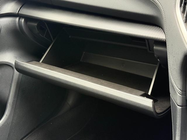 インプレッサスポーツ １．６ｉ－Ｌアイサイト４ＷＤ☆アイサイト☆ナビＴＶ☆Ｂカメラ　パドルシフト　ブレーキアシスト　アダプティブクルーズコントロール　ＢＳＭ　メモリーナビ　フルセグ　Ｂｌｕｅｔｏｏｔｈ　バックカメラ　オートＬＥＤライト　スマートキー　電動パーキングブレーキ　試乗ＯＫ（69枚目）