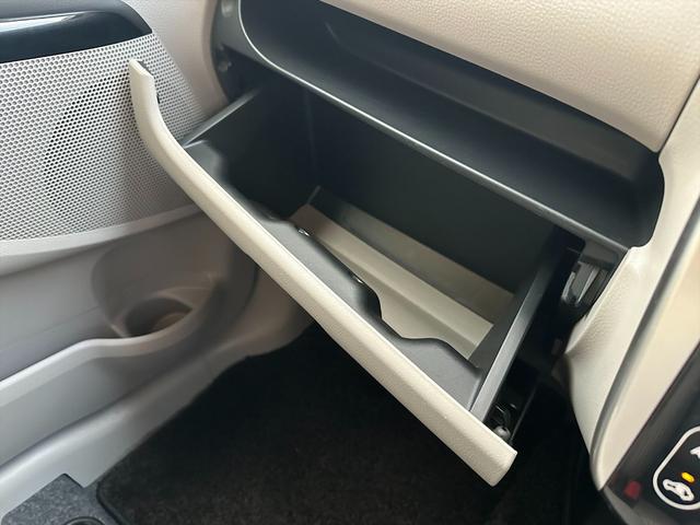 ｅＫワゴン Ｍ４ＷＤ　シートヒーター　アイドリングストップ　ナビ　ＴＶ　４ＷＤ　メモリーナビ　地デジＴＶ　シートヒーター　アイドリングストップ　オートエアコン　ベンチシート　キーレス　１４インチアルミ　間欠調節ワイパー　ヘッドライトレベライザー　試乗ＯＫ（56枚目）