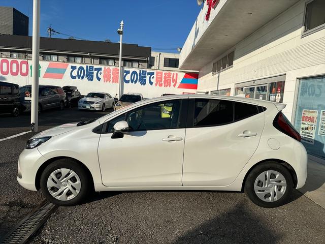 アクア Ｇトヨタセーフティセンス　ＬＫＡ　レーダークルコン　純正ナビ　トヨタセーフティセンス　レーンキープ　レーダークルーズコントロール　純正ディスプレイ　Ｂｌｕｅｔｏｏｔｈ　ミラキャスト　バックカメラ　オートＬＥＤライト　オートハイビーム　ドラレコ　試乗ＯＫ（10枚目）