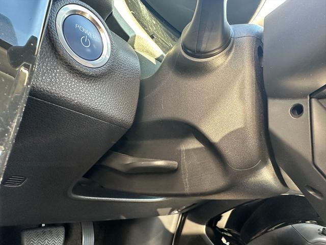 アクア Ｇトヨタセーフティセンス　ＬＫＡ　レーダークルコン　純正ナビ　トヨタセーフティセンス　レーンキープ　レーダークルーズコントロール　純正ディスプレイ　Ｂｌｕｅｔｏｏｔｈ　ミラキャスト　バックカメラ　オートＬＥＤライト　オートハイビーム　ドラレコ　試乗ＯＫ（51枚目）