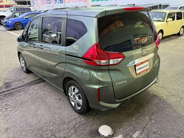 フリードハイブリッド ハイブリッド・Gホンダセンシング アダプティブクルコン ナビ ホンダセンシング アダプティブクルーズコントロール レーンキープ 両側パワースライドドア 純正インターナビ Bluetooth バックカメラ ビルトインETC 前後ドラレコ 前席シートヒータ 試乗OK(7枚目)