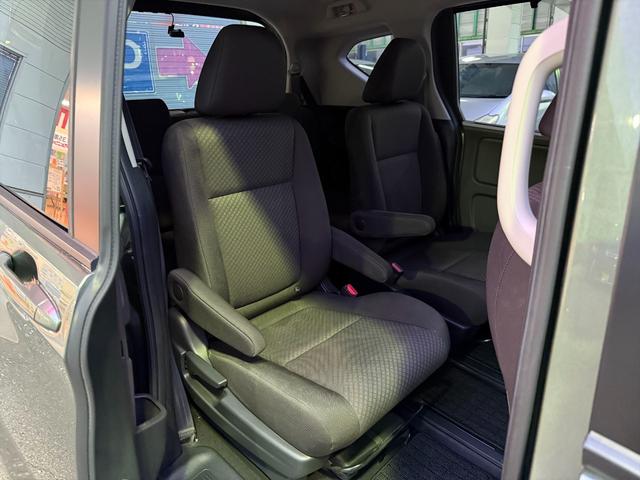 フリードハイブリッド ハイブリッド・Gホンダセンシング アダプティブクルコン ナビ ホンダセンシング アダプティブクルーズコントロール レーンキープ 両側パワースライドドア 純正インターナビ Bluetooth バックカメラ ビルトインETC 前後ドラレコ 前席シートヒータ 試乗OK(27枚目)