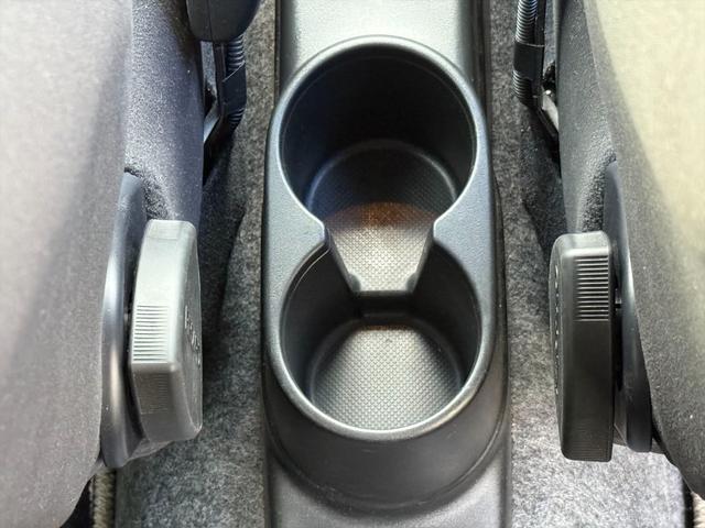 アルトワークス 5速マニュアル4WD純正RECAROメモリーナビ試乗OK 5速マニュアル 4WD ターボ 純正エアロ 純正KYB足回り 純正レカロシート メモリーナビ Bluetooth バックカメラ 前後ドラレコ ETC スマートキー オートHIDライト 試乗OK(66枚目)