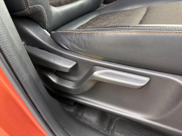 フリード+ハイブリッド ハイブリッド・クロスターホンダセンシングアダプティブクルコン ホンダセンシング CMBS アダプティブクルコン LKA 9型ナビTV Bカメラ ブルートゥース DVD再生 CD録音 両側パワスラ アップルカープレイ ハーフレザーシート ビルトインETC 試乗OK(21枚目)