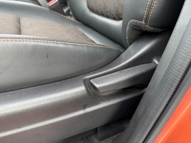 フリード+ハイブリッド ハイブリッド・クロスターホンダセンシングアダプティブクルコン ホンダセンシング CMBS アダプティブクルコン LKA 9型ナビTV Bカメラ ブルートゥース DVD再生 CD録音 両側パワスラ アップルカープレイ ハーフレザーシート ビルトインETC 試乗OK(27枚目)