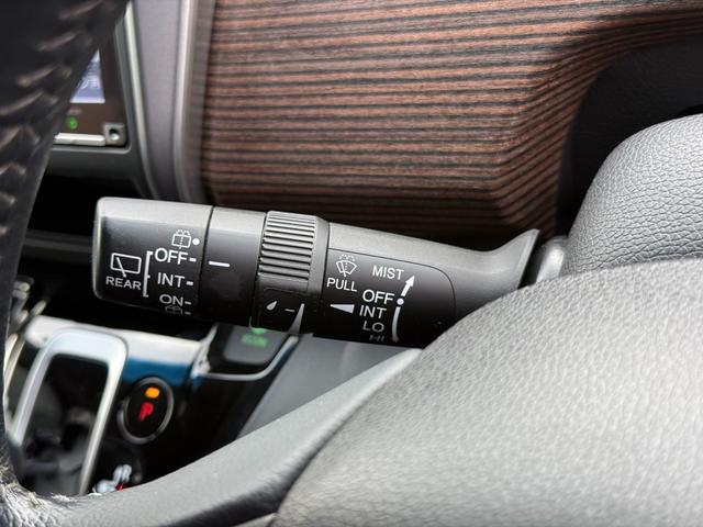 フリード+ハイブリッド ハイブリッド・クロスターホンダセンシングアダプティブクルコン ホンダセンシング CMBS アダプティブクルコン LKA 9型ナビTV Bカメラ ブルートゥース DVD再生 CD録音 両側パワスラ アップルカープレイ ハーフレザーシート ビルトインETC 試乗OK(50枚目)