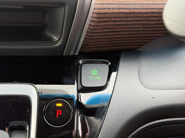 フリード+ハイブリッド ハイブリッド・クロスターホンダセンシングアダプティブクルコン ホンダセンシング CMBS アダプティブクルコン LKA 9型ナビTV Bカメラ ブルートゥース DVD再生 CD録音 両側パワスラ アップルカープレイ ハーフレザーシート ビルトインETC 試乗OK(61枚目)