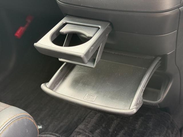 フリード+ハイブリッド ハイブリッド・クロスターホンダセンシングアダプティブクルコン ホンダセンシング CMBS アダプティブクルコン LKA 9型ナビTV Bカメラ ブルートゥース DVD再生 CD録音 両側パワスラ アップルカープレイ ハーフレザーシート ビルトインETC 試乗OK(65枚目)