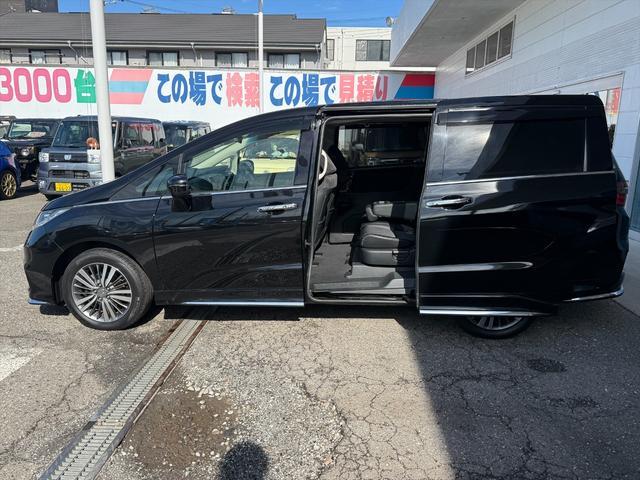 オデッセイ アブソルート・ＥＸホンダセンシング４ＷＤＬＫＡ純正９型ナビ　４ＷＤ　ホンダセンシング　ＣＭＢＳ　アダプティブクルコン　ＬＫＡ　純正９型ナビＴＶ　全方位カメラ　アップルカープレイ　ＨＤＭＩ　前後ドラレコ　ＥＴＣ　両側パワスラ　ＢＳＭ　ハーフレザーシート　試乗ＯＫ（6枚目）