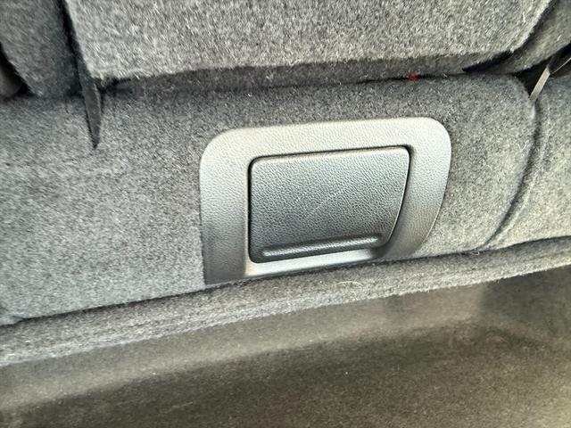 オデッセイ アブソルート・ＥＸホンダセンシング４ＷＤＬＫＡ純正９型ナビ　４ＷＤ　ホンダセンシング　ＣＭＢＳ　アダプティブクルコン　ＬＫＡ　純正９型ナビＴＶ　全方位カメラ　アップルカープレイ　ＨＤＭＩ　前後ドラレコ　ＥＴＣ　両側パワスラ　ＢＳＭ　ハーフレザーシート　試乗ＯＫ（35枚目）