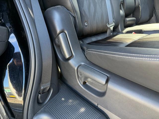 オデッセイ アブソルート・ＥＸホンダセンシング４ＷＤＬＫＡ純正９型ナビ　４ＷＤ　ホンダセンシング　ＣＭＢＳ　アダプティブクルコン　ＬＫＡ　純正９型ナビＴＶ　全方位カメラ　アップルカープレイ　ＨＤＭＩ　前後ドラレコ　ＥＴＣ　両側パワスラ　ＢＳＭ　ハーフレザーシート　試乗ＯＫ（42枚目）