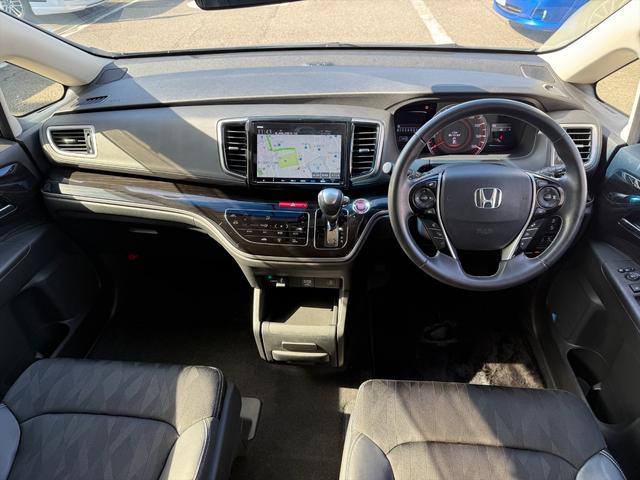 オデッセイ アブソルート・ＥＸホンダセンシング４ＷＤＬＫＡ純正９型ナビ　４ＷＤ　ホンダセンシング　ＣＭＢＳ　アダプティブクルコン　ＬＫＡ　純正９型ナビＴＶ　全方位カメラ　アップルカープレイ　ＨＤＭＩ　前後ドラレコ　ＥＴＣ　両側パワスラ　ＢＳＭ　ハーフレザーシート　試乗ＯＫ（44枚目）