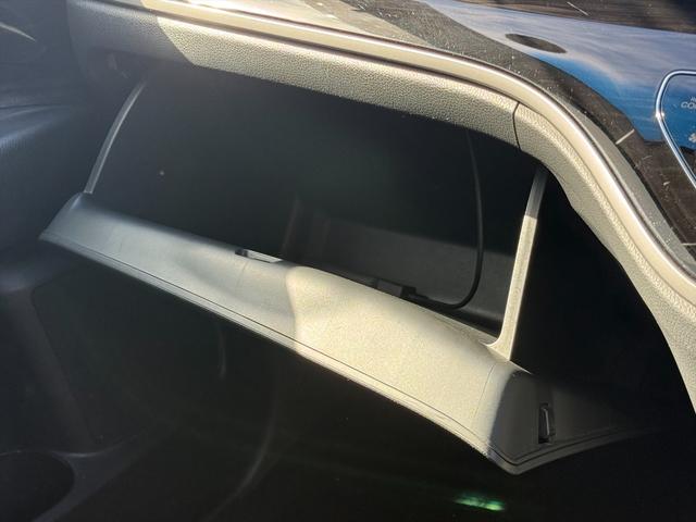 オデッセイ アブソルート・ＥＸホンダセンシング４ＷＤＬＫＡ純正９型ナビ　４ＷＤ　ホンダセンシング　ＣＭＢＳ　アダプティブクルコン　ＬＫＡ　純正９型ナビＴＶ　全方位カメラ　アップルカープレイ　ＨＤＭＩ　前後ドラレコ　ＥＴＣ　両側パワスラ　ＢＳＭ　ハーフレザーシート　試乗ＯＫ（68枚目）