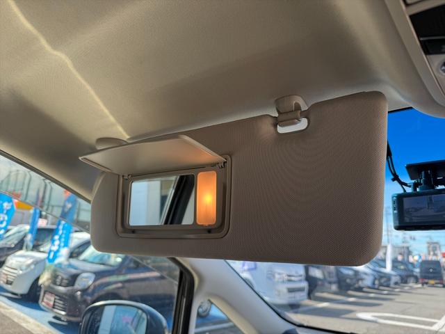 オデッセイ アブソルート・ＥＸホンダセンシング４ＷＤＬＫＡ純正９型ナビ　４ＷＤ　ホンダセンシング　ＣＭＢＳ　アダプティブクルコン　ＬＫＡ　純正９型ナビＴＶ　全方位カメラ　アップルカープレイ　ＨＤＭＩ　前後ドラレコ　ＥＴＣ　両側パワスラ　ＢＳＭ　ハーフレザーシート　試乗ＯＫ（73枚目）