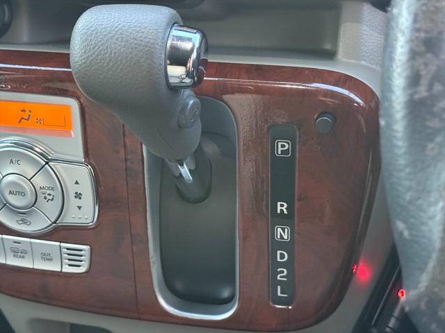 フェニックスではオンライン商談に取り組んでいます！お手持ちのスマホ、パソコンでＺＯＯＭアプリをインストールするだけで車輌がお家で見れて商談出来ます！詳しくはスタッフまで。