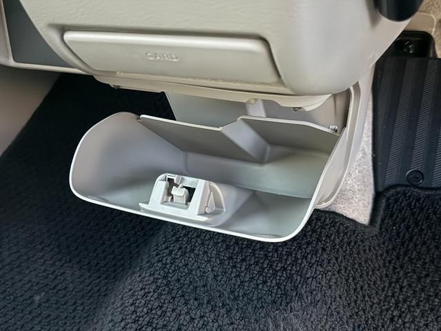 自動車保険の事ならフェニックスにお任せ♪◆保険専門部署があるから安心！◆事故・修理の相談、各種保険手続きは土日でもお電話がつながるので万が一の時でもすぐに対応させて頂きます！